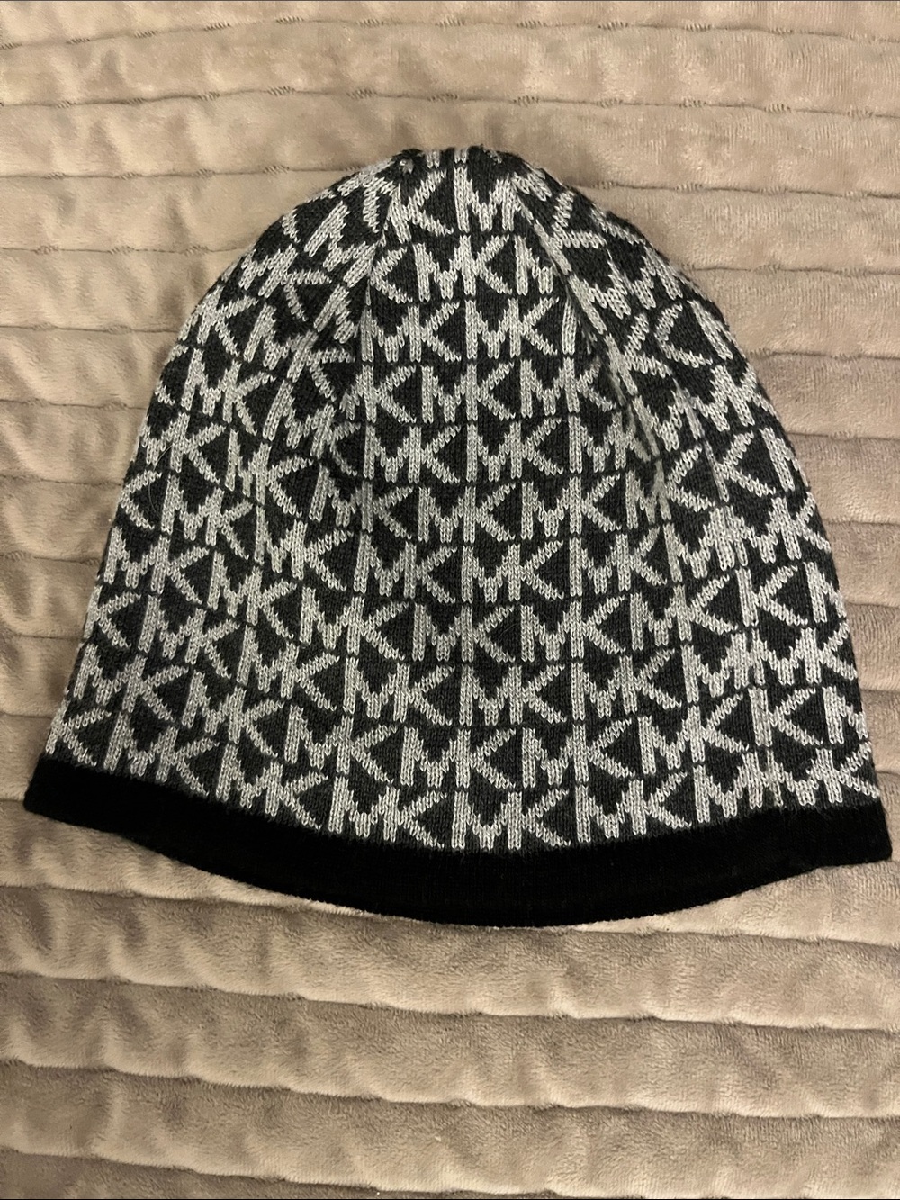 Michael Kors Unisex Black and Gray MK Logo Knit Hat